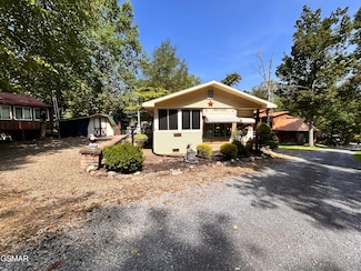 261 Lily Way, Cosby, TN 37722