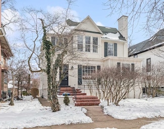 725 Michigan Ave, Evanston, IL 60202