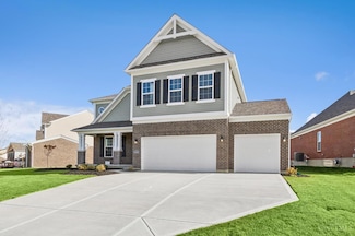 5540 White Pine Ln, Fairfield Township, OH 45011