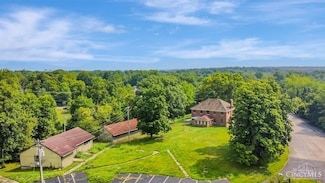 1805 Miles Rd, Cincinnati, OH 45231