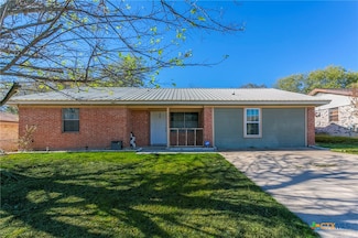 1208 S 17th St, Copperas Cove, TX 76522