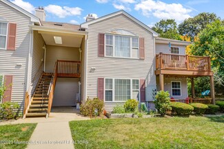 159 Harlequin Glade, Bayville, NJ 08721