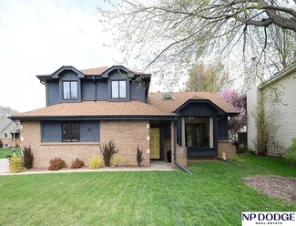 15298 Pepperwood Dr, Omaha, NE 68154