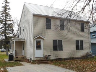 205 4th Ave W, Lamberton, MN 56152