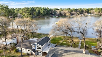 13318 Southshore Dr, Conroe, TX 77304
