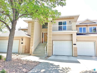 5905 S Shadow Wood Place, Sioux Falls, SD 57108