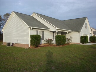 131 Secretariat Dr, Havelock, NC 28532