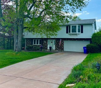 101 Kemar Dr, Butler, PA 16002