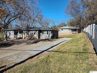 5220 Ames Ave, Omaha, NE 68104