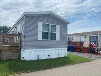 80 3rd Ct, Bartlett, IL 60103