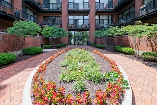 2323 W Pershing Rd Unit 611, Chicago, IL 60609