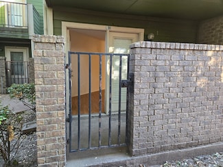 9823 Walnut St Unit L106, Dallas, TX 75243