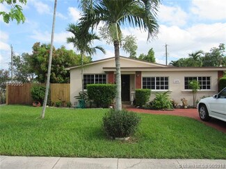 6600 NW 41st St, Virginia Gardens, FL 33166