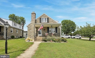 1201 Colson Rd, Woodlyn, PA 19094