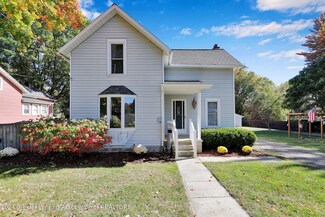 418 Forest St, Charlotte, MI 48813