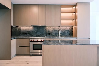 610 Davis St Unit 3303, Austin, TX 78701