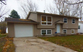 201 N 8th St, Kiester, MN 56051