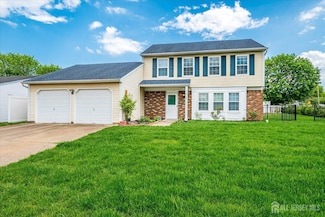 40 Azalea Dr, Edison, NJ 08820