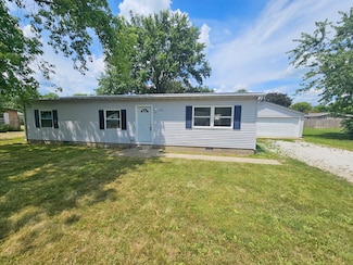 508 W Clark St, Thomasboro, IL 61878