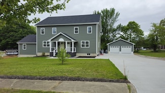 65 Oakland Ave, Oakland, RI 02858