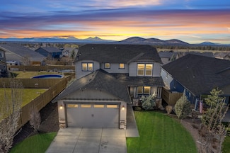 2779 SW 47th St, Redmond, OR 97756