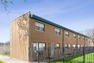 7010 S East End Ave Unit 4, Chicago, IL 60649