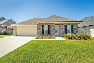 204 Sugar Ridge Dr, Houma, LA 70360