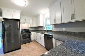 366 Boynton St, Manchester, NH 03102