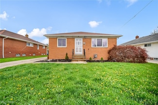 14608 Wheeler Rd, Maple Heights, OH 44137