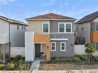 27017 Trail View Ln, Valencia, CA 91355