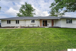 3913 N 207th St, Elkhorn, NE 68022