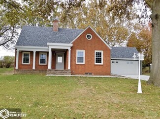 809 Brookside Dr, Audubon, IA 50025