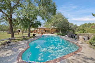 408 Canyon Trail Rd, Weatherford, TX 76087