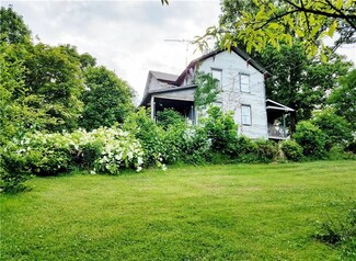 2363 Dime Rd, Ford City, PA 16226