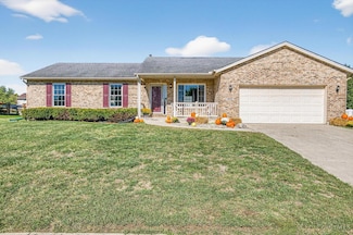 4020 Hickory View Dr, Hamilton, OH 45011