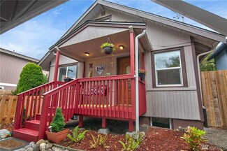 4138 W G St, Bremerton, WA 98312