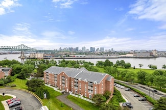 160 Commandants Way Unit 401, Chelsea, MA 02150