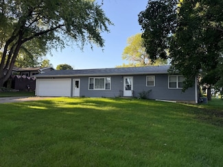 130 4th St, Lake View, IA 51450