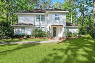 524 Heavens Dr, Mandeville, LA 70471
