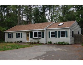 1 Tanglewood Dr, East Freetown, MA 02717