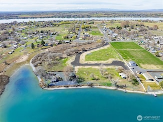 20 Valley Rd NE Unit 20, Moses Lake, WA 98837