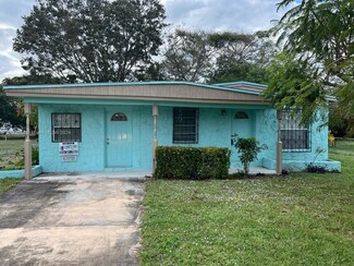 1809 N 16th St, Fort Pierce, FL 34950