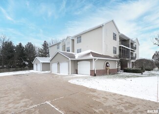 1871 Stone Gate Cir Unit 5, Davenport, IA 52807