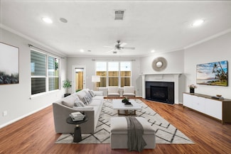 1517 Asbury St, Houston, TX 77007