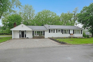 2802 Bellaire Dr, Fort Wayne, IN 46804