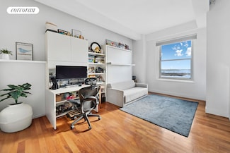 88 Greenwich St Unit 3103, New York, NY 10006