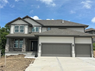 2988 W Sitka Dr, Olathe, KS 66061