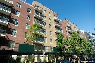 65-38 Austin St Unit 2 H, Rego Park, NY 11374