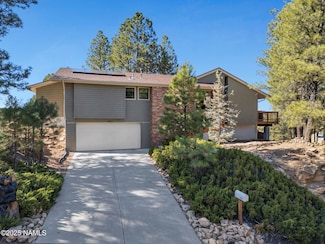 2201 N Fox Hill Rd, Flagstaff, AZ 86004