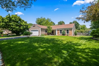 479 Newport Dr, Naperville, IL 60565